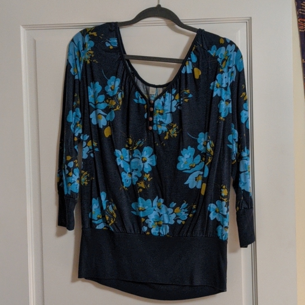 Old Navy floral blouse